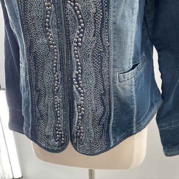 Reba Womens Blue Embellished Embroidered Studded Denim Jean Jacket  Size XL - Picture 4 of 12
